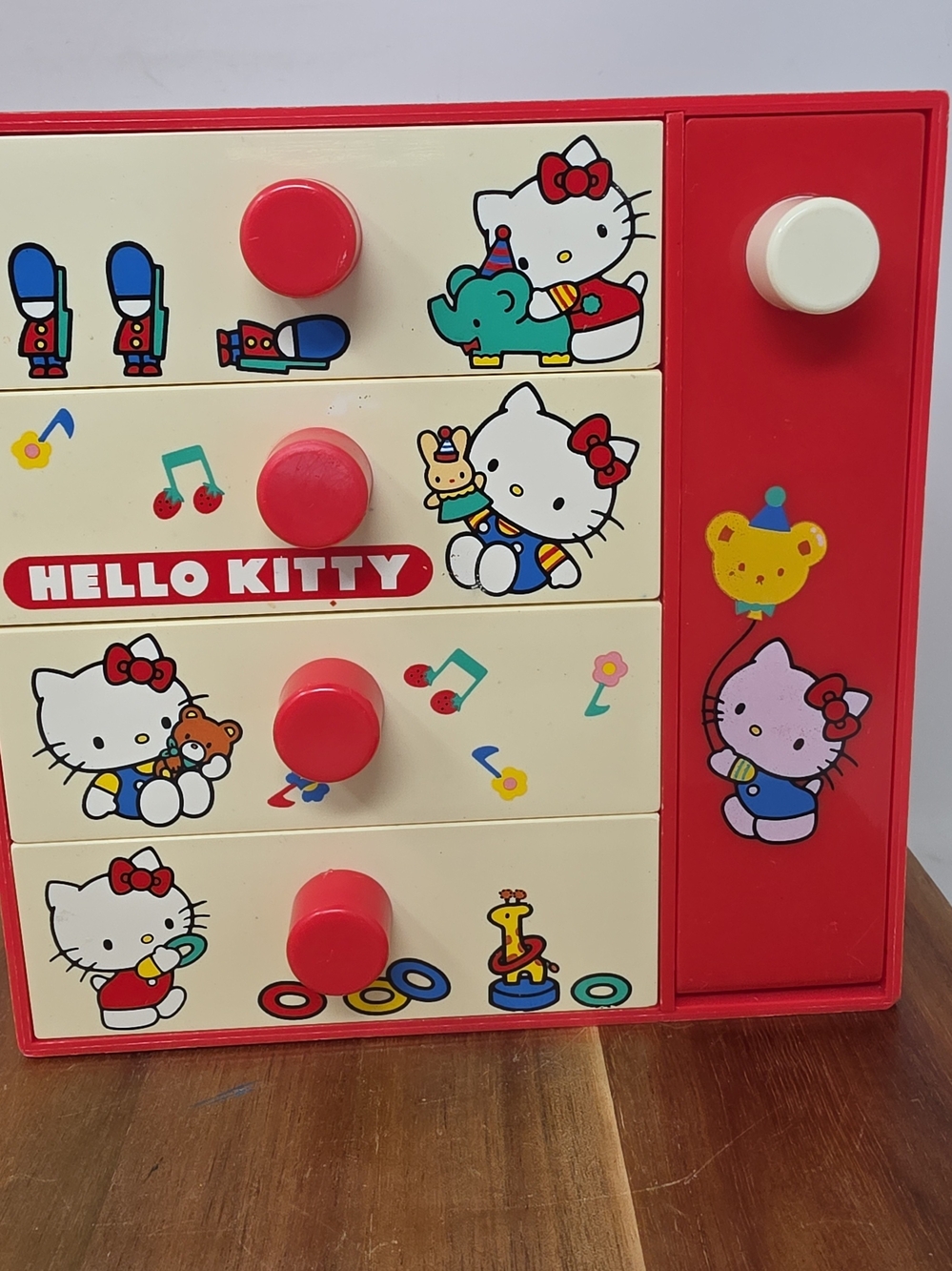 Sanrio 1976 Hello Kitty Vintage Jewelry Box Japan